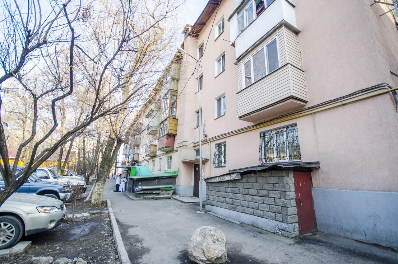 Золотой Квадрат Шевченко 75 Apartman Almati Kültér fotó
