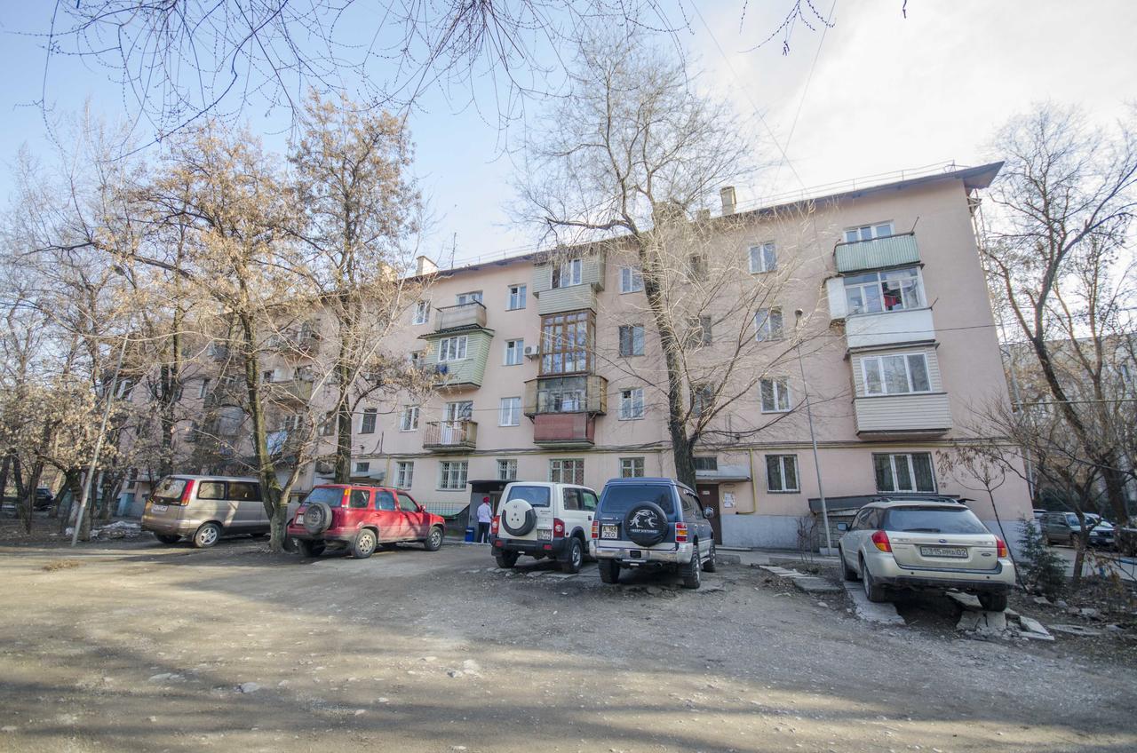 Золотой Квадрат Шевченко 75 Apartman Almati Kültér fotó