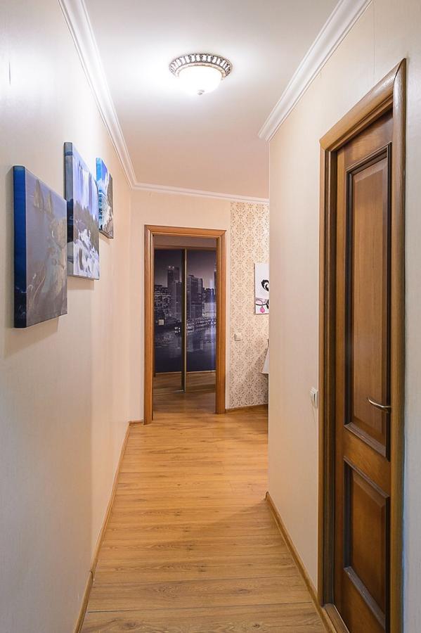 Золотой Квадрат Шевченко 75 Apartman Almati Kültér fotó