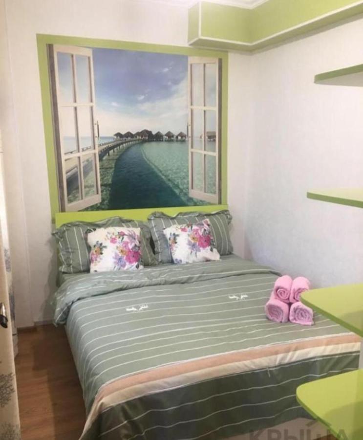 Золотой Квадрат Шевченко 75 Apartman Almati Kültér fotó